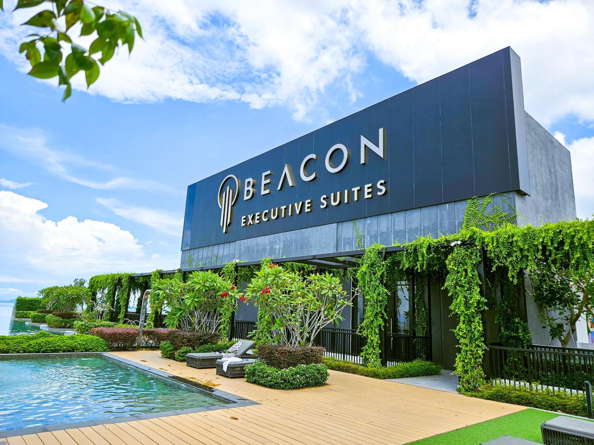 Infinitypool9Px Beacon Executive Suites George Town Exterior foto